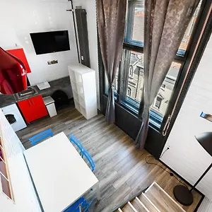  Апартаменты Rakoczi Road Location