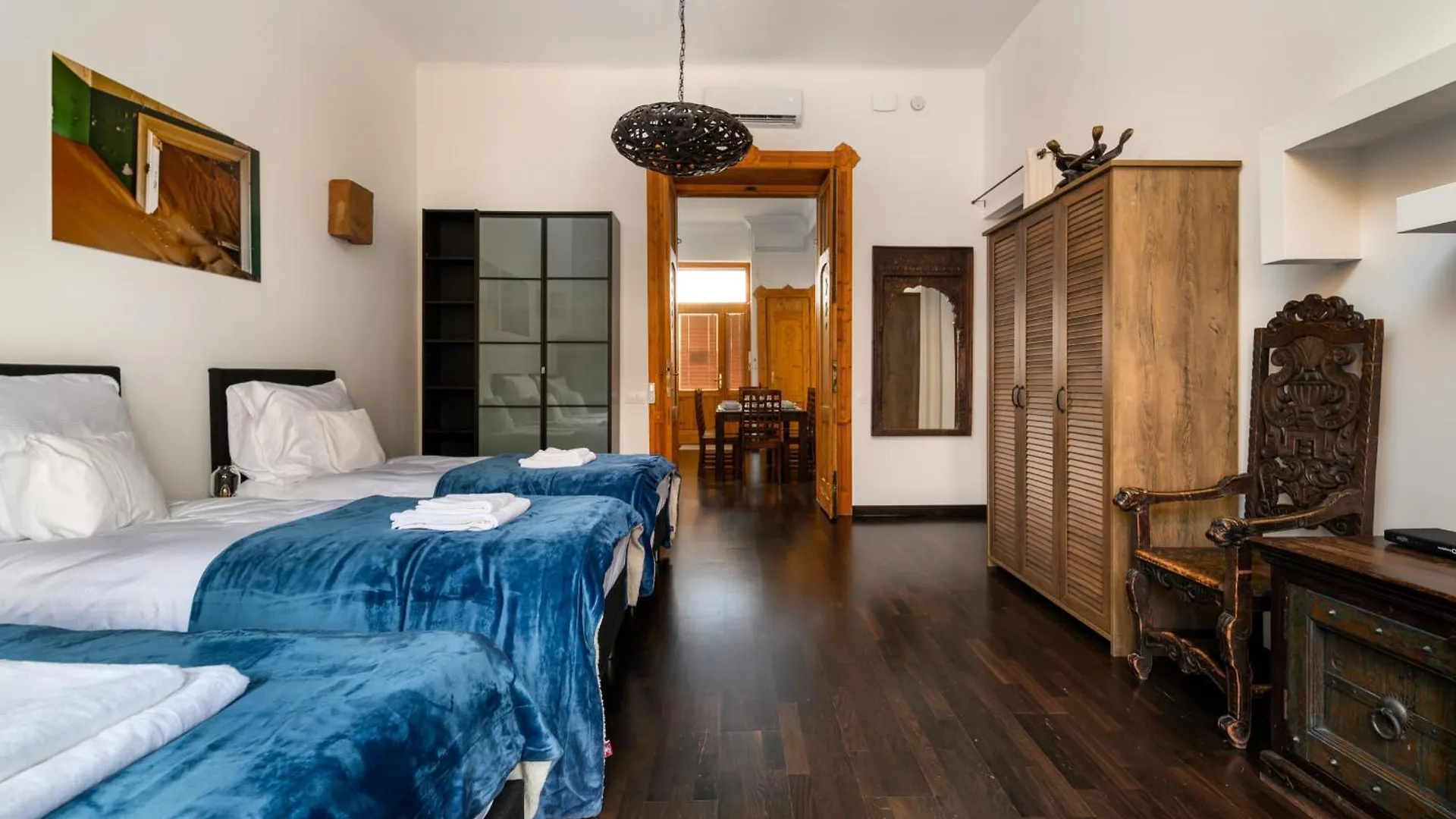 Rustic Downtown Apartment 106 M2 Budapest Hungary